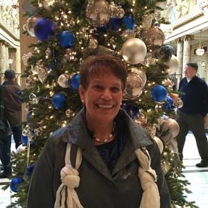 Meet your Posher, Debbie